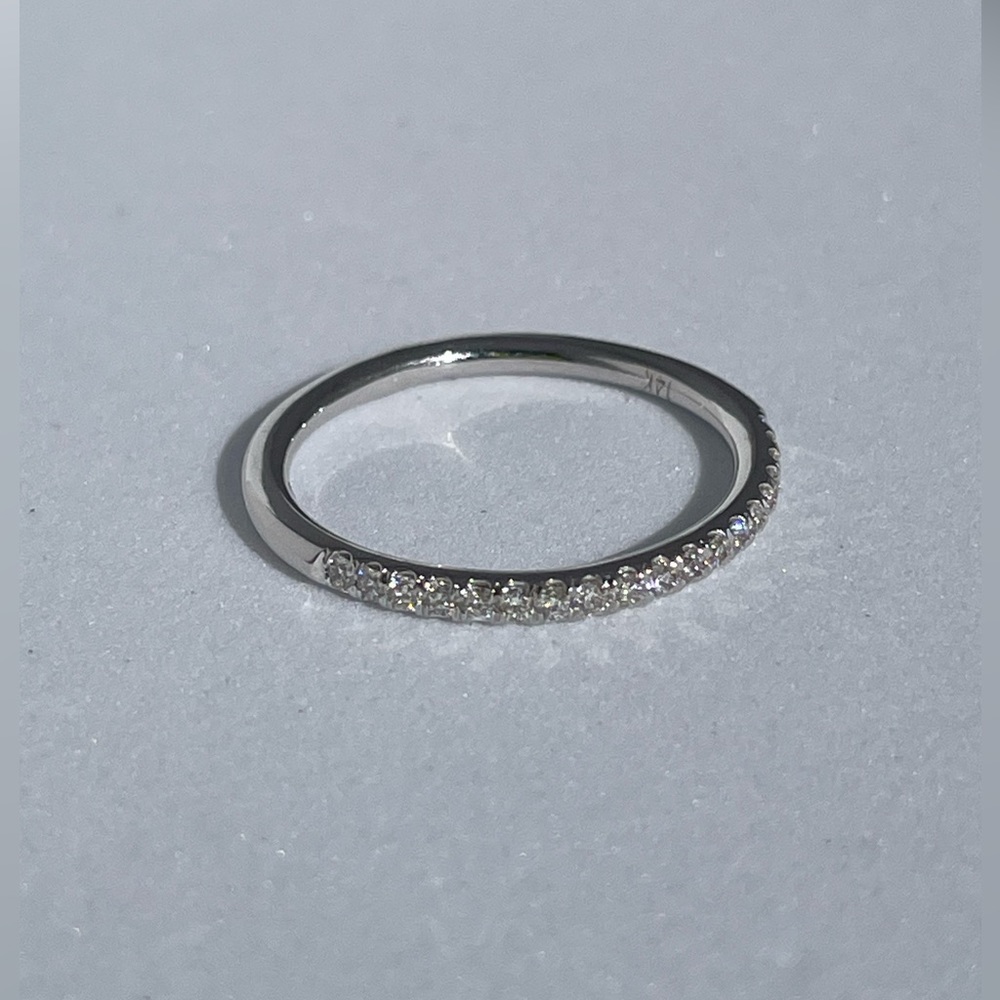 Diamond band 14k White Gold